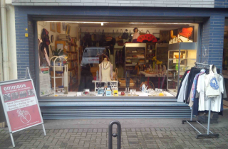 WEBSITE/Laedchen