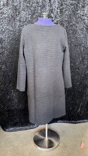 photo/fef82d81-4c92-4d1f-95c0-279e43d20c5d-3